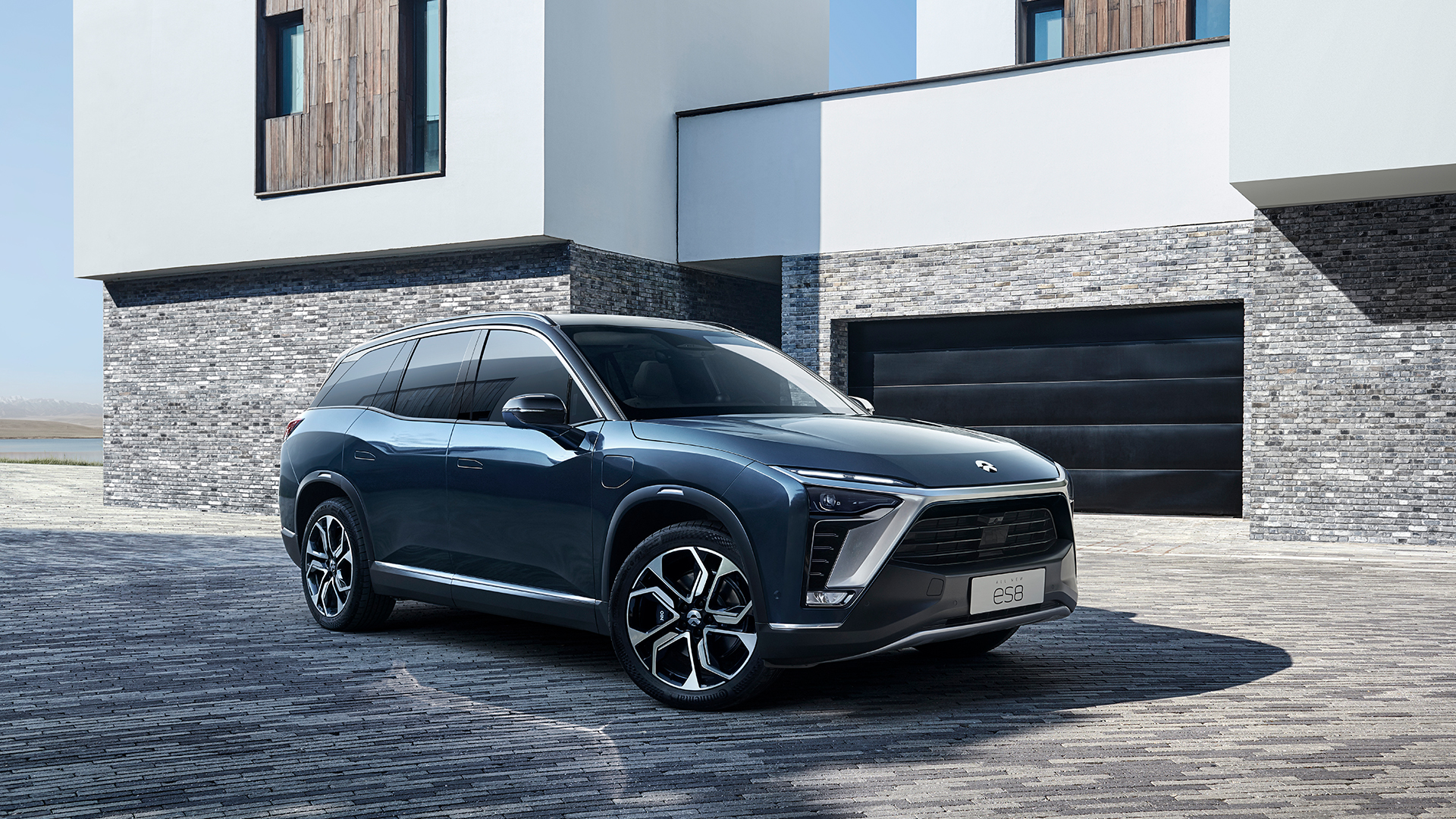 智能电动旗舰SUV全新CA88ES8正式启动交付